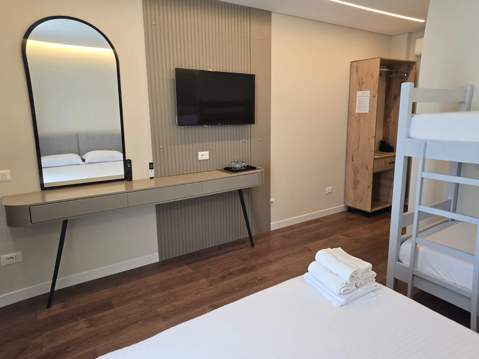 Quadruple room ground floor (with balcony)